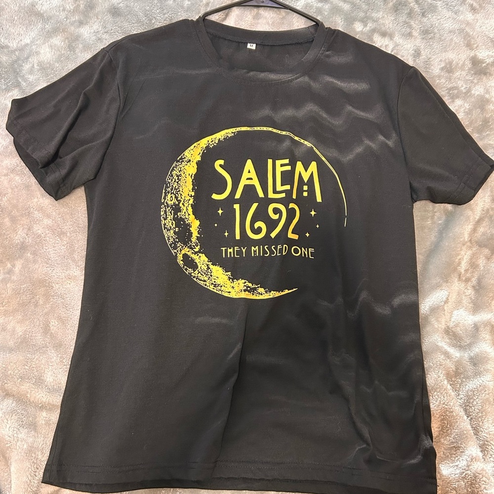 Salem 1692 Black Graphic T-Shirt